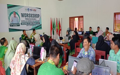 SMK Muhammadiyah Singkut Gelar Workshop Kurikulum Merdeka